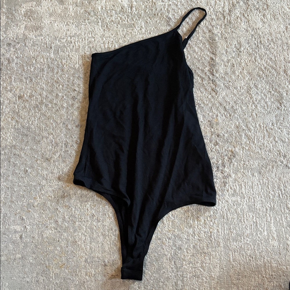 BB Dakota x Steve Madden One Shoulder Bodysuit Size Small
